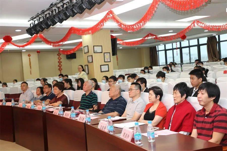山东省政府工作报告：全力推进优质教育